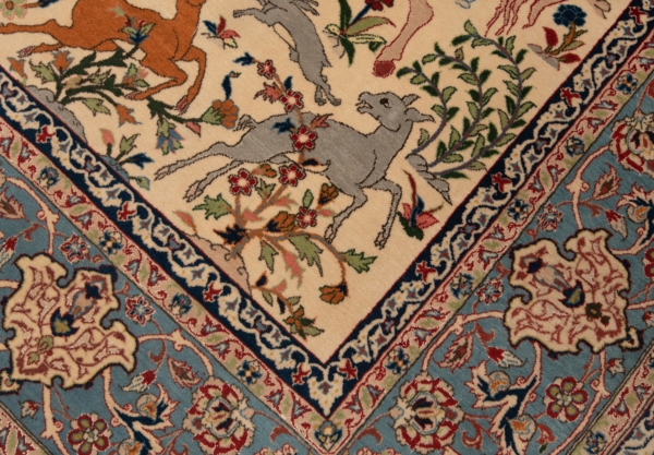 Isfahan Woll and Silk Persian Rug