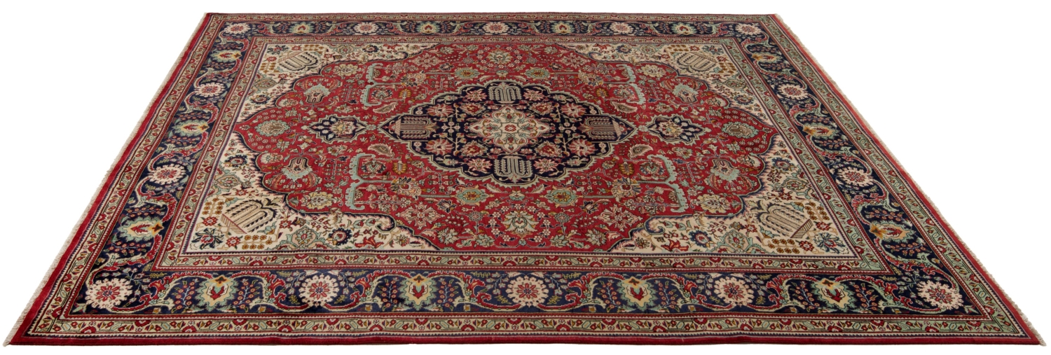 Tabriz Persian Rug